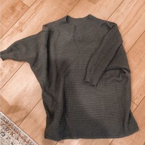 Grey sweater